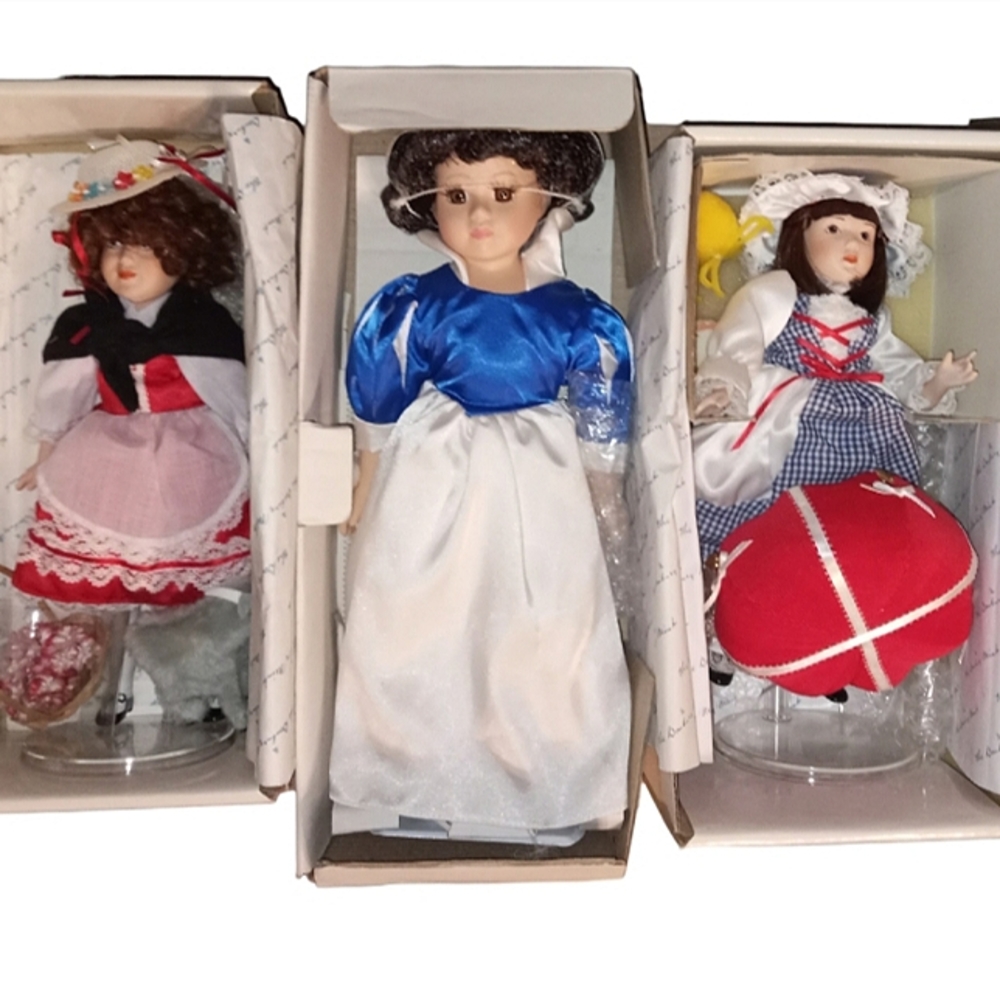 (3) Danbury Mint Storybook Porcelain Dolls - Snow White,Heidi,Little Miss Muffet